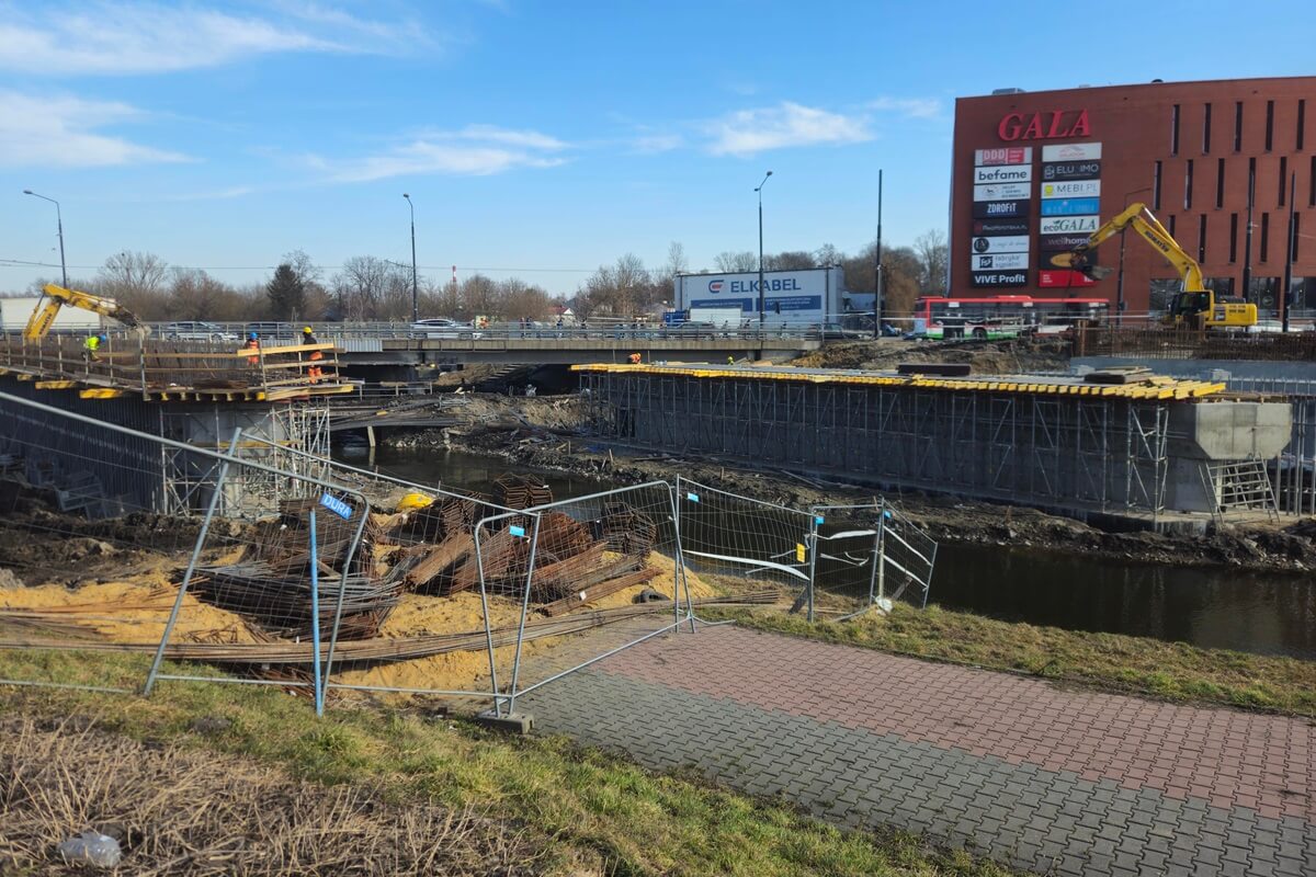 Zmiany na al. Unii Lubelskiej od poniedziałku. Ograniczenie tonażowe na moście nad Bystrzycą