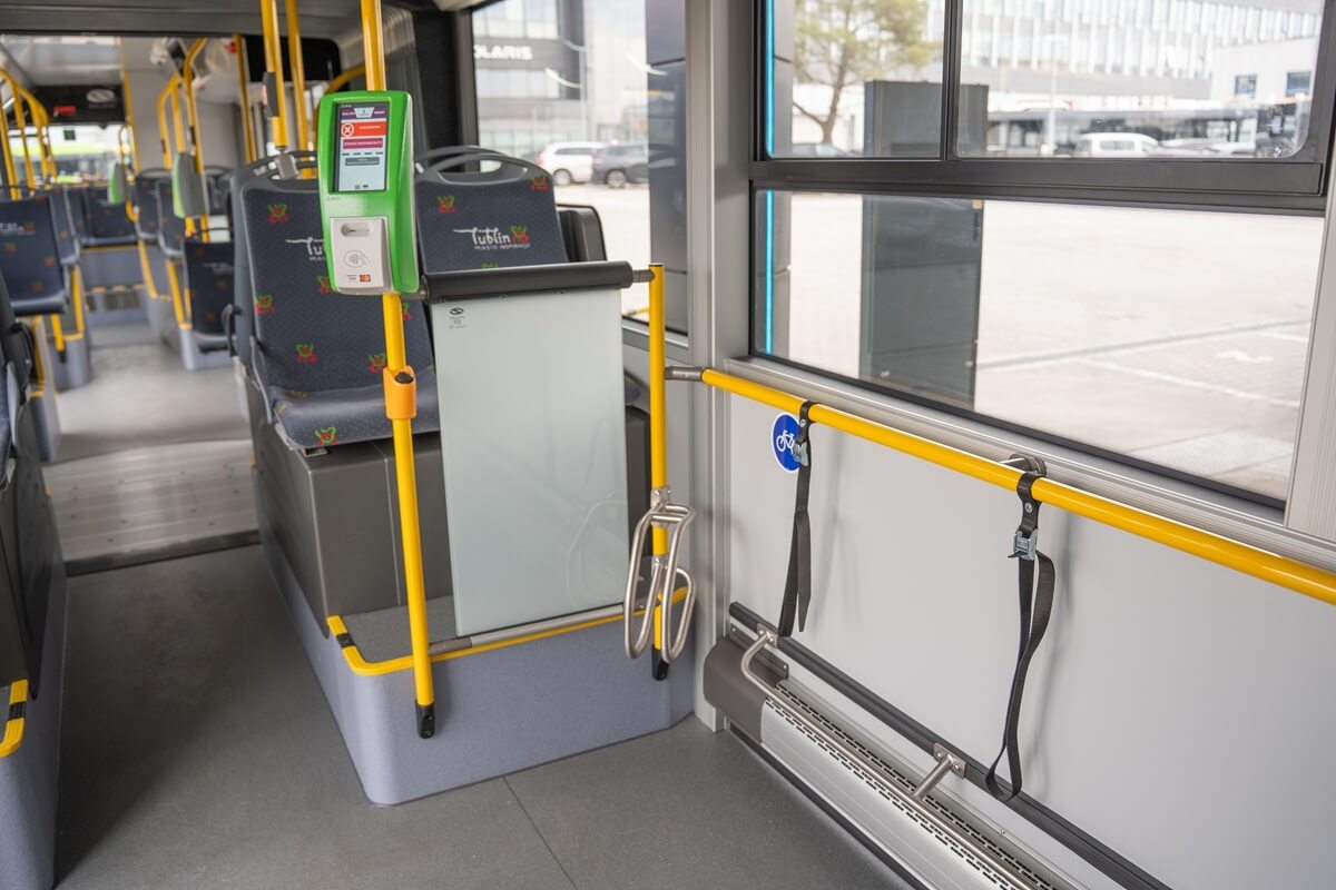 Uchwyt na rower w autobusie