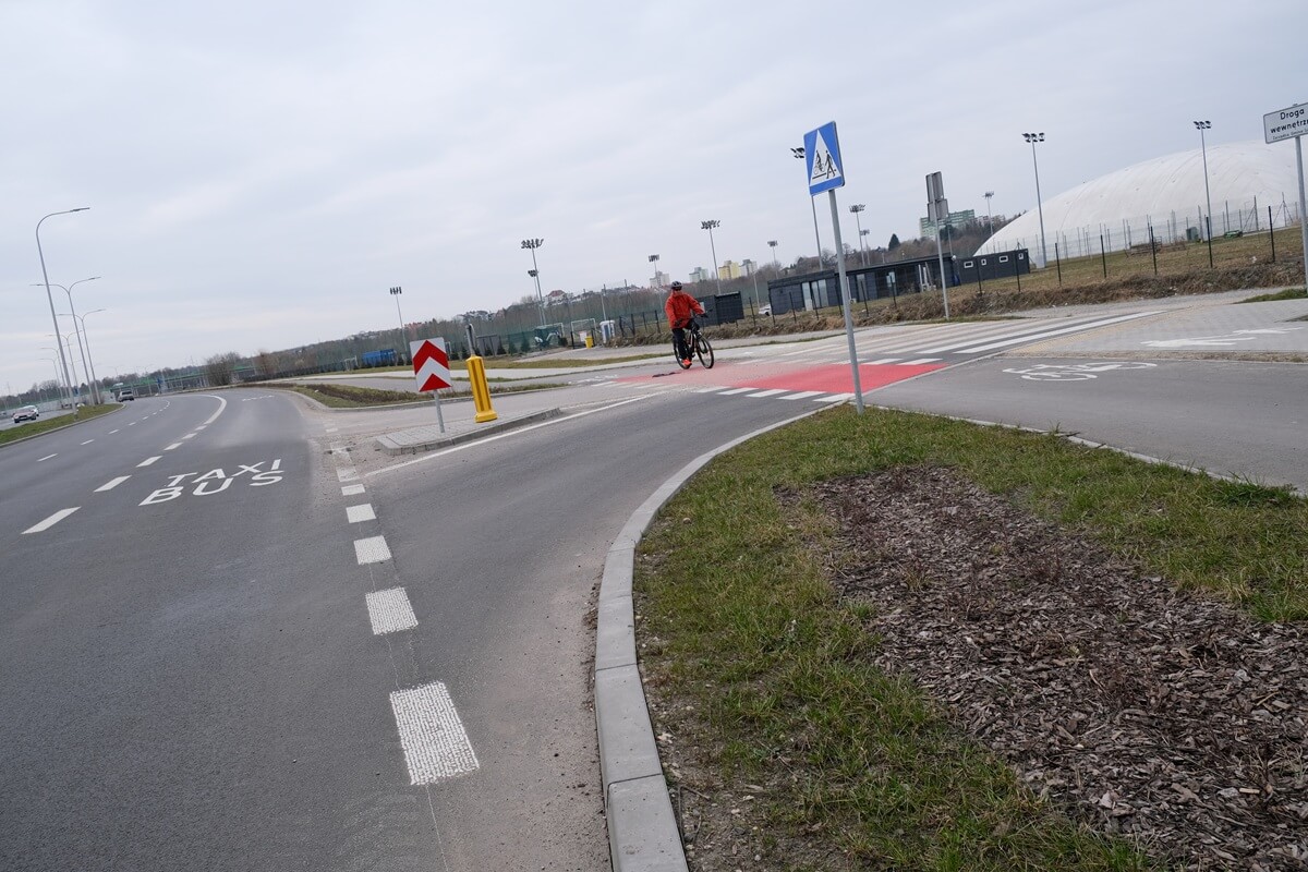 Dojazd do ośrodka szkoleniowego Motoru Lublin do poprawy. Jest wniosek o budowę nowej drogi, ale wciąż niejasne plany rozbudowy LAF