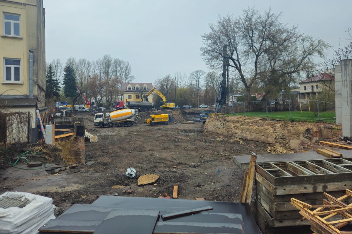 Śródmieście się zmienia. Przy ul. Wesołej powstaje ponad 80 nowych mieszkań