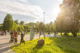 piknik rodzinny w parku ludowym b98974dd6d7c