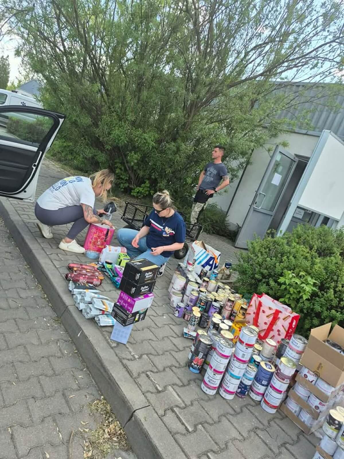 Zbiórka karmy dla zwierząt w Lublinie ku pamięci Łukasza Litewki