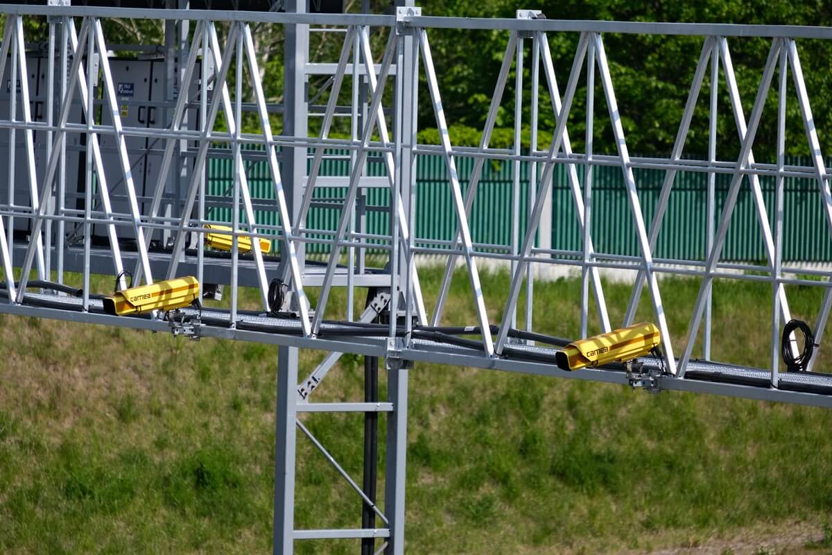 Kierowcy, noga z gazu! Odcinkowy pomiar prędkości na S12/17 między Lublinem a Warszawą już rejestruje wykroczenia