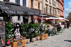 ogrodki gastronomiczne na starym miescie a10e93f2f5d9