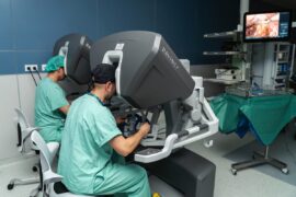 Uniwersytecki Szpital Kliniczny Nr 4 materialy prasowe 75efd8e65e25