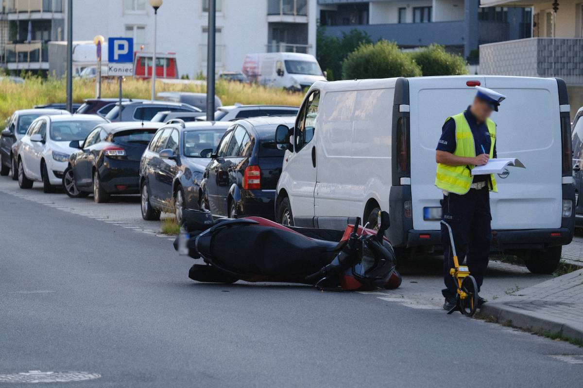 Zderzenie auta z motocyklem na ul. Jantarowej