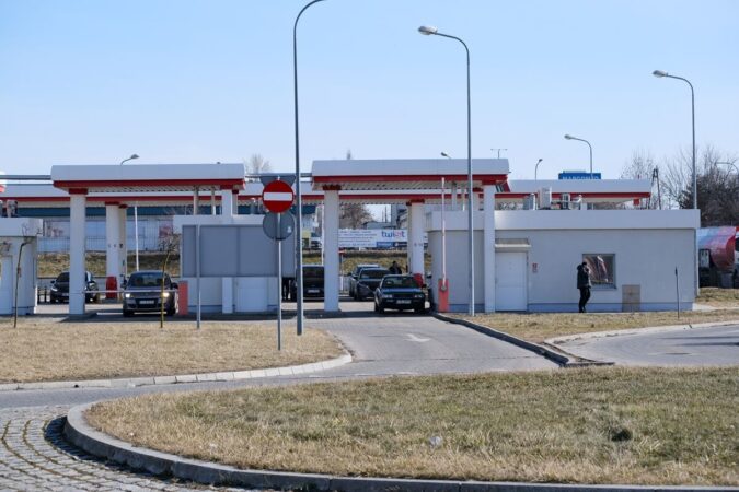 stacja paliw auchan hyperoil lublin 93020bc297b0