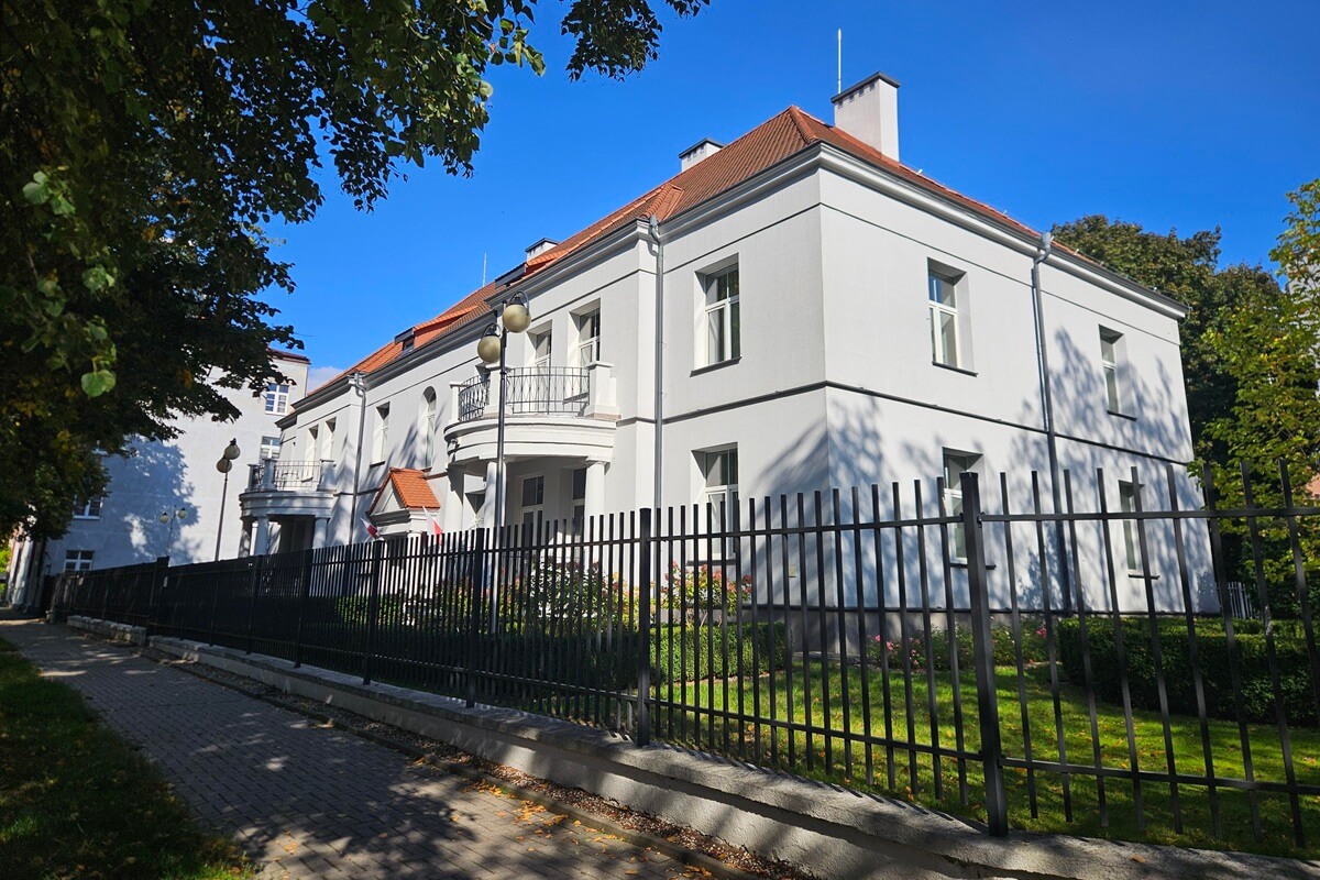 Nowa przestrzeń dla Opery Lubelskiej w centrum miasta. W planach sala prób baletu i warsztaty za 10 milionów złotych 2 Budynek należący do Urzędu Marszałkowskiego przy ul. Uniwersyteckiej 4