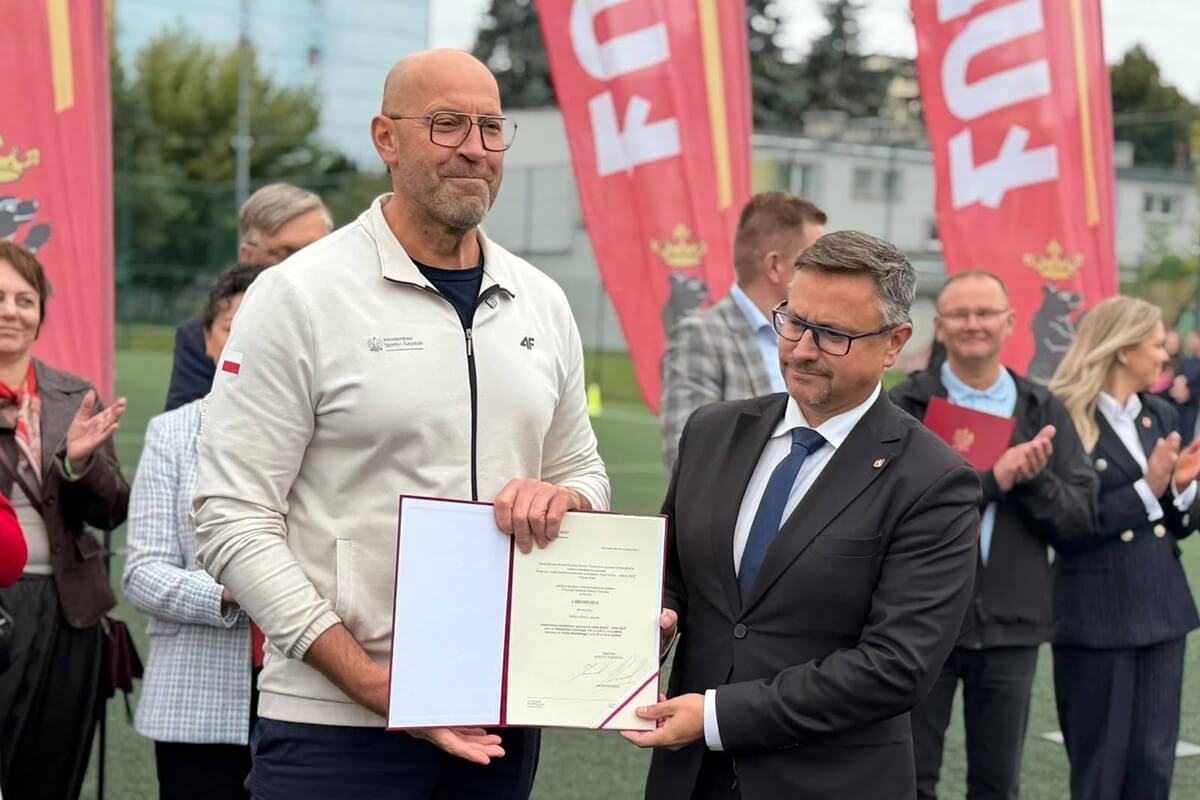 Milion złotych z ministerstwa dla Lublina. Dwa kolejne szkolne orliki przejdą gruntowny remont