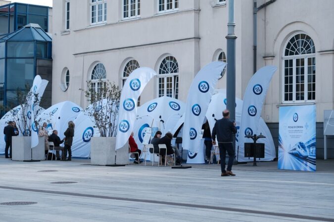 strefa zdrowia pzu pociag do zdrowia dworzec pkp lublin f95c43b81b0b