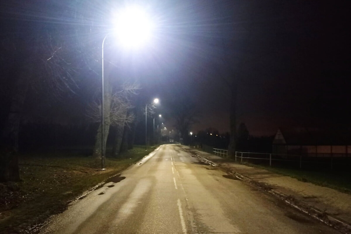 Koniec uciekania do rowu przed autami na ul. Krężnickiej. Lublin dokończy budowę chodnika do granicy miasta