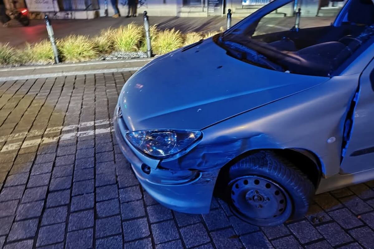 Pijany kierowca peugeota uszkodził 3 auta na ul. 1 Maja w Lublinie