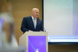 przemowienie marszalka jaroslawa stawiarskiego w trakcie sejmiku wojewodztwa lubelskiego e86a5539cf7e