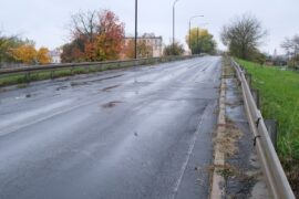 zniszczona nawierzchnia wiaduktu na ul melgiewskiej d64277a1b53d